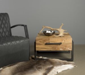 Byron End Table Industrieel Teak 60x60 cm