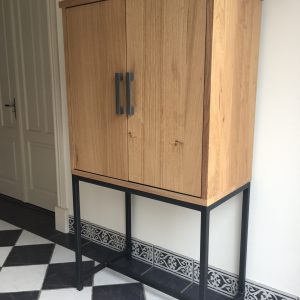 Kruisvoetcabinet Tyrex Eikenhout Staal 92cm