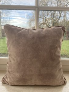 Kussen Velvet Adore  Taupe 50x50cm
