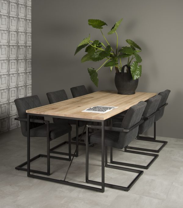 Vienna Eettafel eiken metaal modern Industrieel 240cm