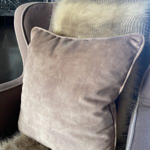 Kussen Velvet Adore  Taupe 50x50cm